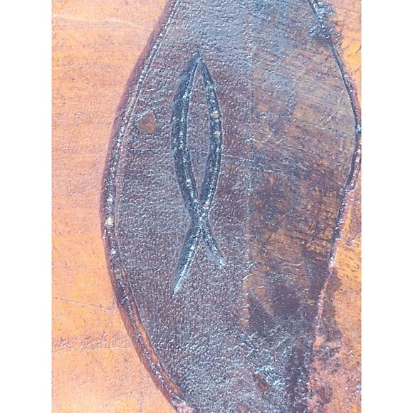 Hand Carved Vintage Round Wooden Tray Wall Plaque Folk Art Design Country Kitchy - Picture 3 of 9